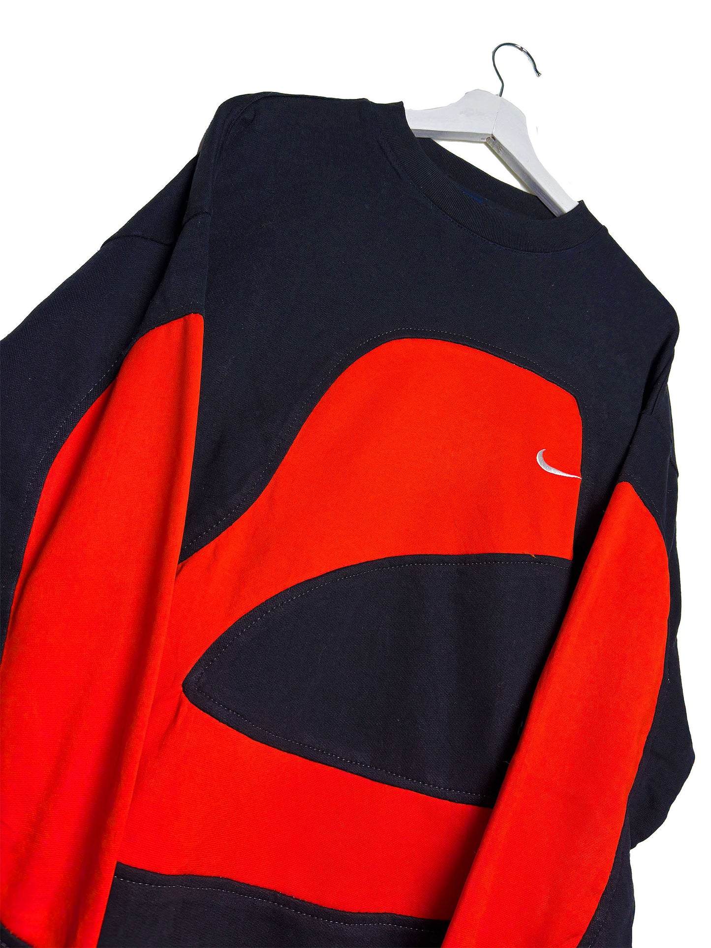 Nike - Reworked Sweater - Red/Black (M)